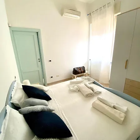 A Due Passi Dal Mare بيت للعطل فياريجيو